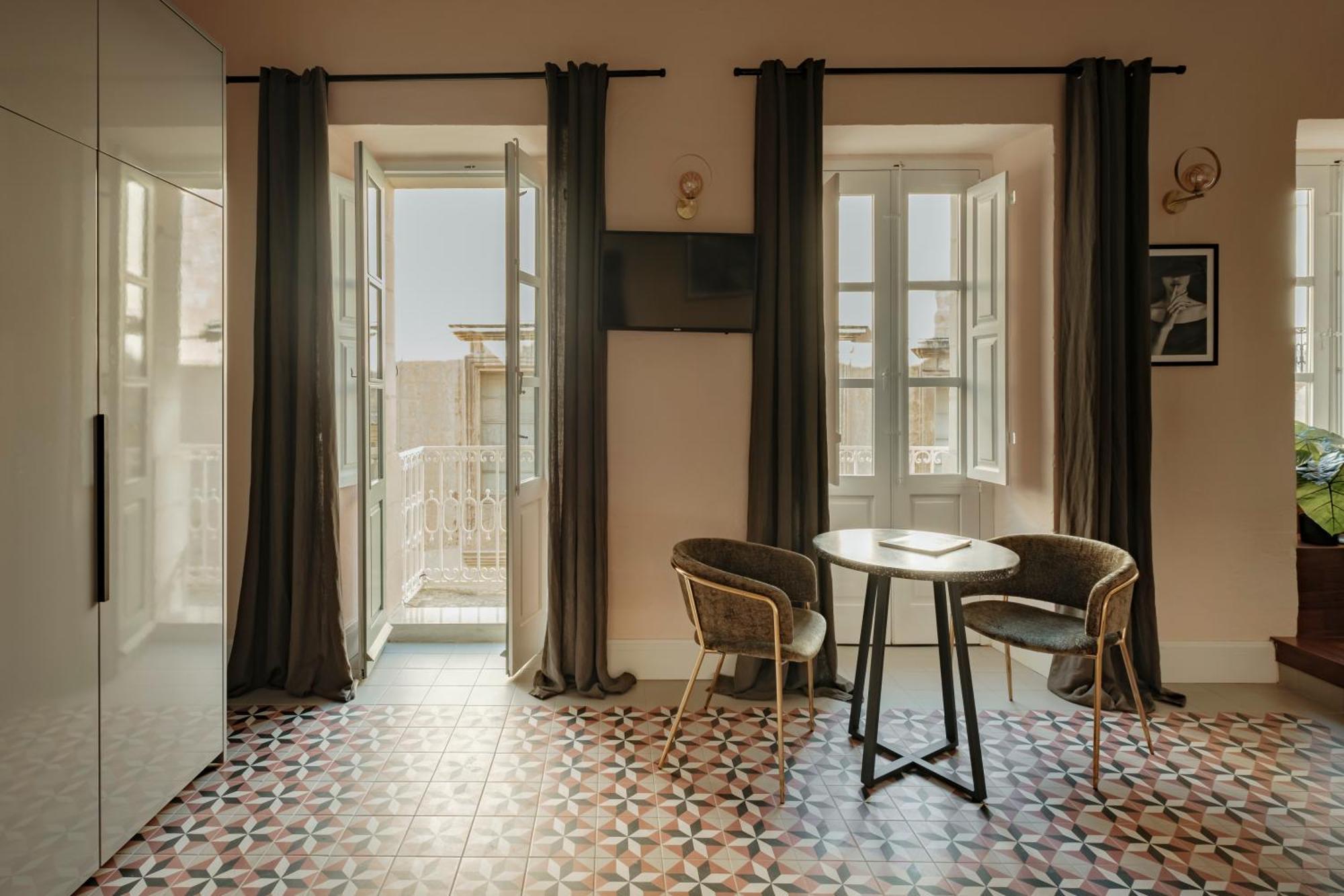 136 Old Bakery Apartment Valletta Exterior photo